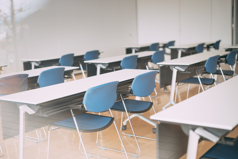 コンロや水道を必要としない出張寿司が伺うことが出来る貸会議室のイメージ写真